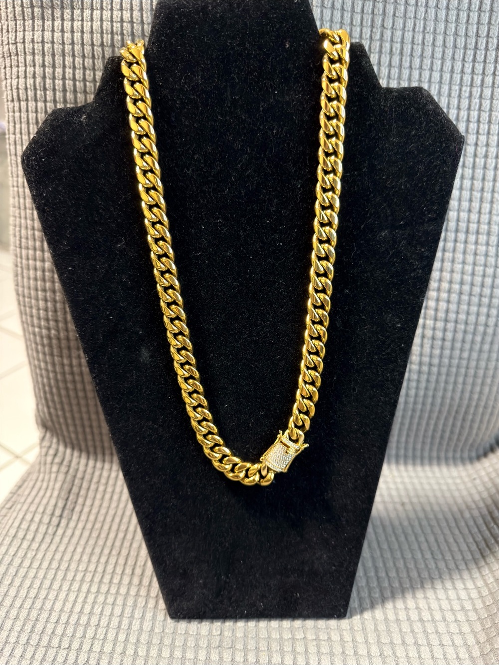 Gold Cuban Link Chain Necklace with Pavé Lock